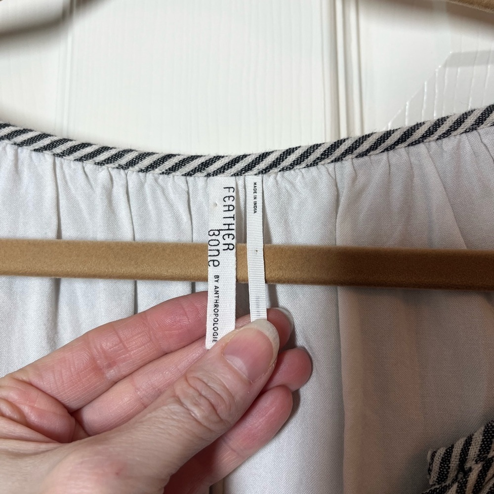FEATHER AND BONE ANTHROPOLOGIE Striped Dress Floral Embroidery Sz Small Petite - Picture 4 of 10